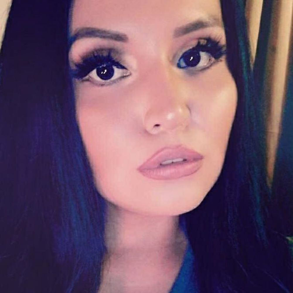 Meet your Posher, Sally